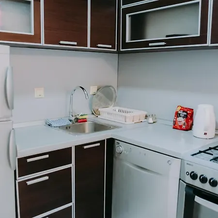 شقة Bulevar - Cozy One-bedroom *
